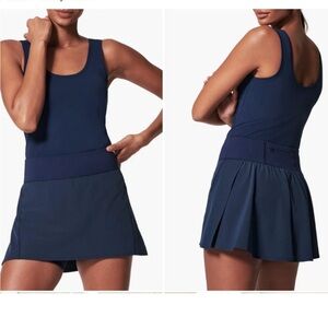Spanx get moving pleated tennis skort navy blue NWT medium